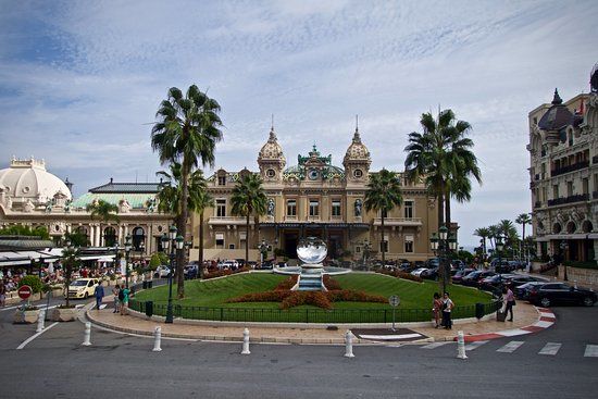 Casino Square